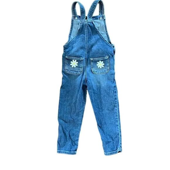 Mango denim overalls for girls size 3 year old. Embellished with Daisy patches. - Picture 2 of 3